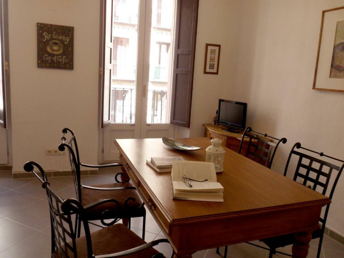 Apartamento Temporada Madrid Exteriör bild